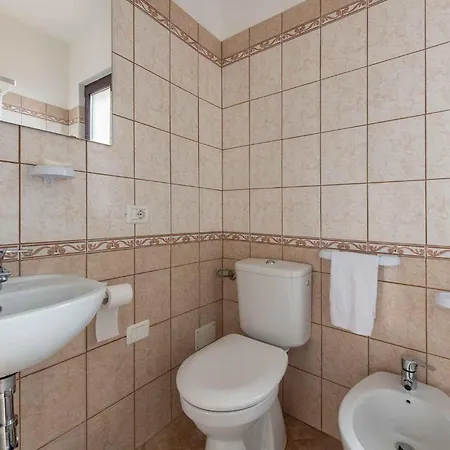 In 43988 Стинтино