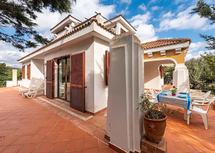 In 43988 Villa *